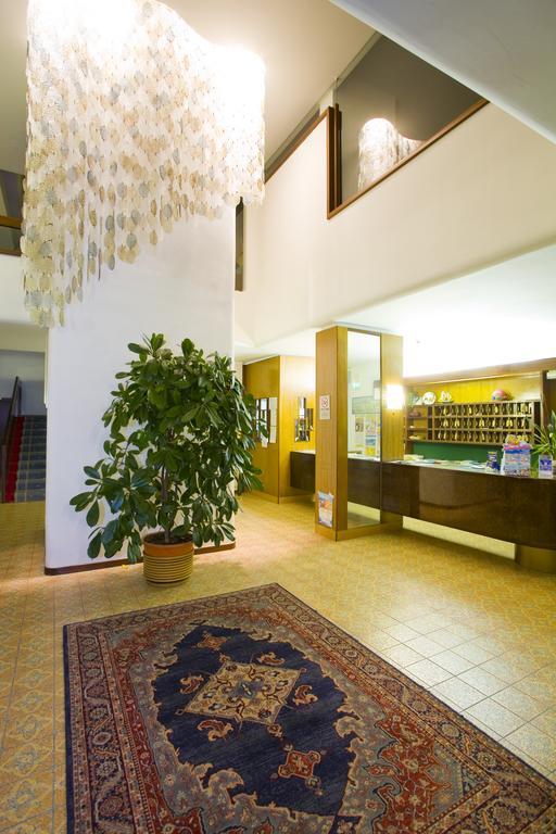 Hotel Metropol Caorle Værelse billede