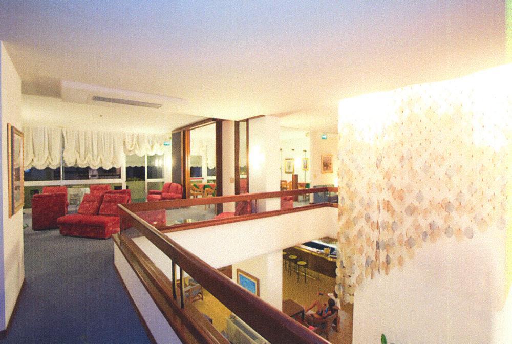 Hotel Metropol Caorle Eksteriør billede