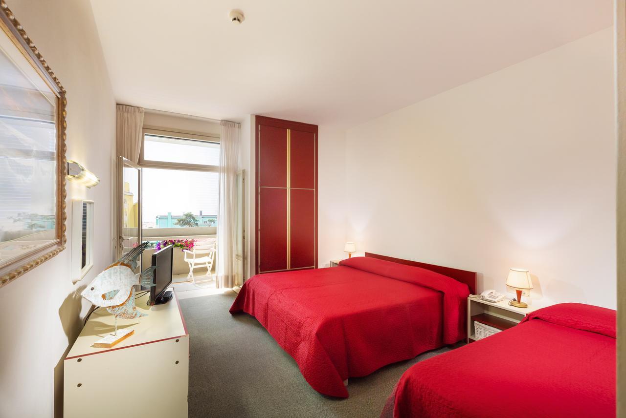 Hotel Metropol Caorle Eksteriør billede